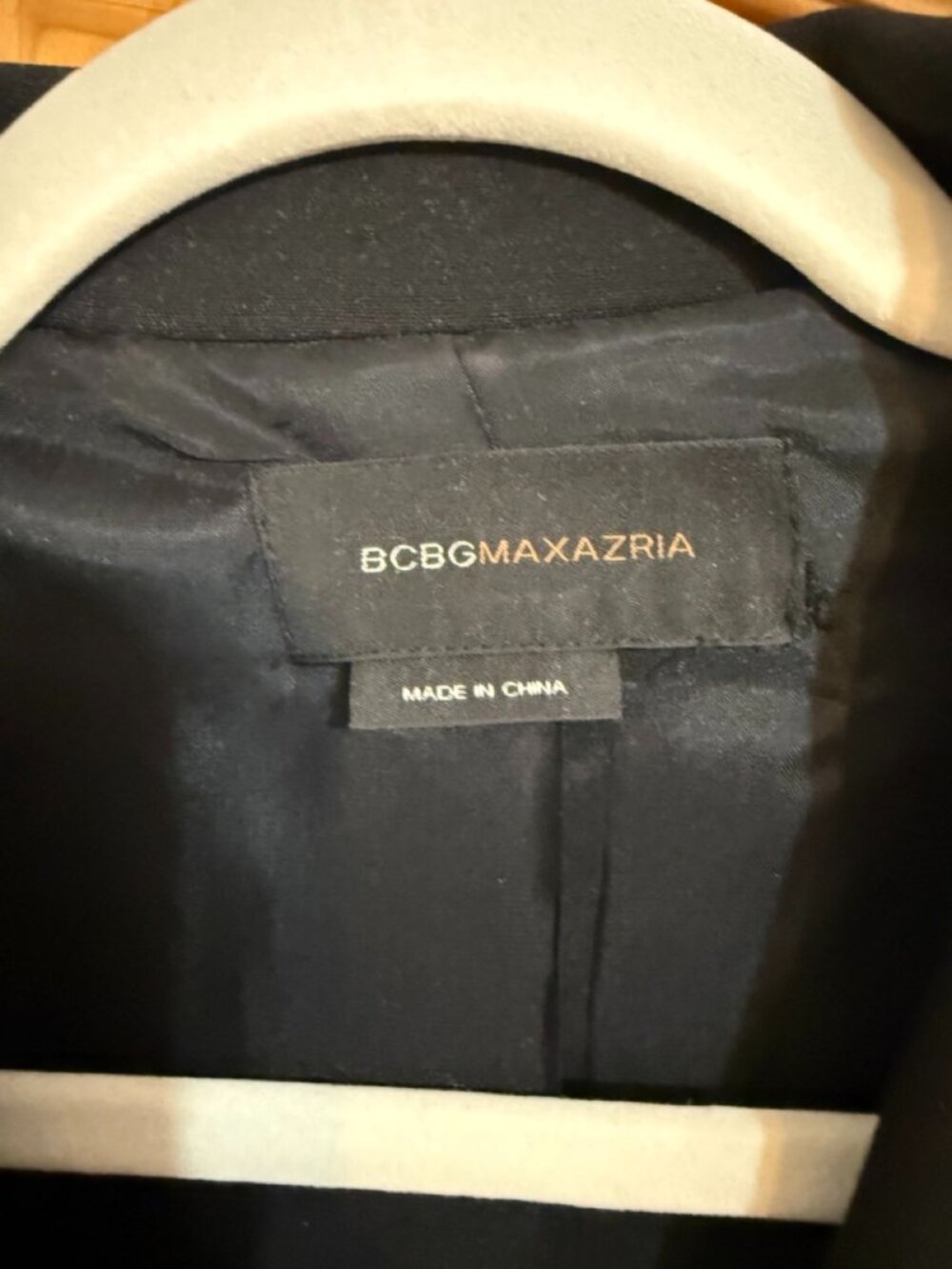 BCBG Maxazria Black Pant Suit -Size 4 - Picture 2 of 4